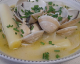Foto del paso 4 de la receta: Puerros confitados con almejas