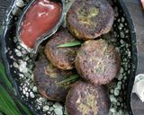 A picture of step 12 of Phodshiche Vadey (Phodshi Cutlets).