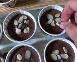 Foto langkah ke 5 dari resep Cup Cake Coklat.