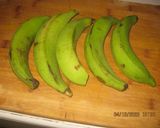 Foto del paso 1 de la receta: Empanada de plátano verde