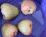 Foto langkah ke 1 dari resep Rujak jambu air.