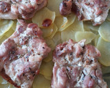 Foto del paso 5 de la receta: Muslos deshuesados al horno🍗