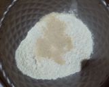Foto langkah ke 3 dari resep Steamed Woll Roll Bread.