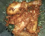 Foto langkah ke 7 dari resep 3. Ayam Goreng Bumbu Ungkep.