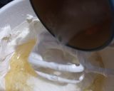 Foto langkah ke 3 dari resep Bolu Kukus Tiramisu.