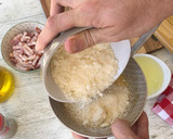 Foto del paso 1 de la receta: Pasta con salsa carbonara tradicional