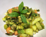 Foto del paso 5 de la receta: Ensalada de pollo, aguacate, pepino y papaya