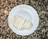 Foto del paso 10 de la receta: Pechuga de pavo con vino blanco, pasas y uva