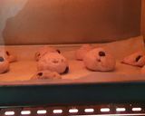 Foto langkah ke 3 dari resep Chocochip Cookies.