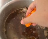 Foto langkah ke 4 dari resep Sop Tulang Sapi.