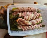 Baconba göngyölt zöld spárga recept fázis 3 fotója