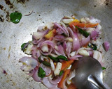 கத்தரிக்காய் உருளைக்கிழங்கு கறி ரெசிபி ஸ்டேப் 2 புகைப்படம்