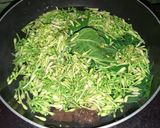 Foto langkah ke 1 dari resep Tumis bunga pepaya (tips tanpa pahit).
