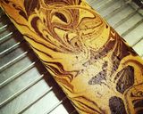 Foto langkah ke 6 dari resep Marble condensed milk cotton cake.