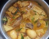 Foto langkah ke 9 dari resep Kare ayam telor tahu.