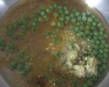A picture of step 2 of Methi mutter aalu.