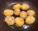 A picture of step 1 of Pan Roasted Chilli Garlic Baby Potatoes.