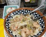 Foto del paso 2 de la receta: Tallarines con langostinos y hongos
