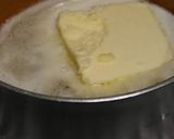 A picture of step 1 of Semolina/Rwa Halwa.