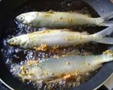 Foto langkah ke 3 dari resep Bandeng goreng bumbu kunyit.