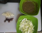 Foto langkah ke 1 dari resep Chicken Omurice Cabai Hijau.