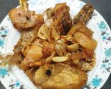 Foto langkah ke 4 dari resep Ayam goreng bawang putih.