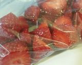 Foto del paso 1 de la receta Batido de chocolate y fresa vegano