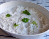 Foto del paso 2 de la receta: Dorada a la sal con aroma de albahaca