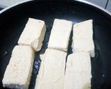 Foto langkah ke 1 dari resep Tahu Rebus Pan-Seared Bawang Cabai.
