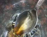 A picture of step 3 of Hibiscus Tea.