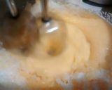 Foto del paso 2 de la receta: Suave bizcocho con dulce de leche y coco