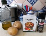 Foto del paso 1 de la receta: Merluza con fritada y papas panaderas al horno