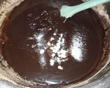 Foto langkah ke 2 dari resep Fudgy brownies.