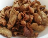 รูปขั้นตอนการทำที่ 4 ของ หนังไก่ทอด