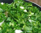 A picture of step 3 of Pattay waly shaljum gosht.