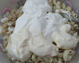 Foto del paso 4 de la receta: Pasta fría de coditos, jamón y apio