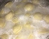 Foto del paso 7 de la receta: Sorrentinos caseros de panceta y ricota con crema y roquefort