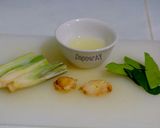 Foto langkah ke 1 dari resep Tom Yum.