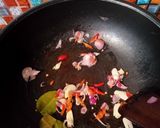 Foto langkah ke 2 dari resep Oseng Usus Ayam.