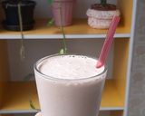 Foto do passo 2 de Milk-shake de pasta de amendoim & banana