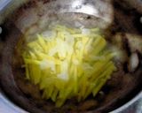 A picture of step 2 of Cheesy saucy fries🍟.