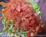 Foto del paso 3 de la receta: Ensalada de garbanzos con vinagreta de lima