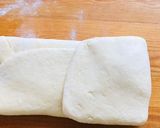 Pillekönnyű sajtos pogácsa recept fázis 3 fotója