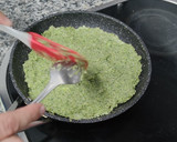 Foto del paso 2 de la receta: Pizza con base de pollo y brócoli