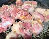 Foto del paso 2 de la receta: Masas de cerdo salteadas con zanahoria y tomate