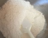 A picture of step 1 of Tuna Pandesal.