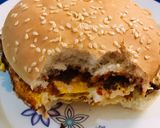 A picture of step 1 of Egg burger.