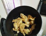 รูปขั้นตอนการทำที่ 3 ของ หนังไก่ทอด(เกือบคลีน)​ไว้กินกับส้มตำ