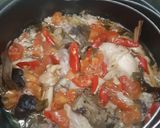 Foto langkah ke 4 dari resep Garang Asem Ayam Simpel Enak dan Empuk.