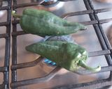 Foto del paso 1 de la receta: Rollo de chile poblano hojaldrado